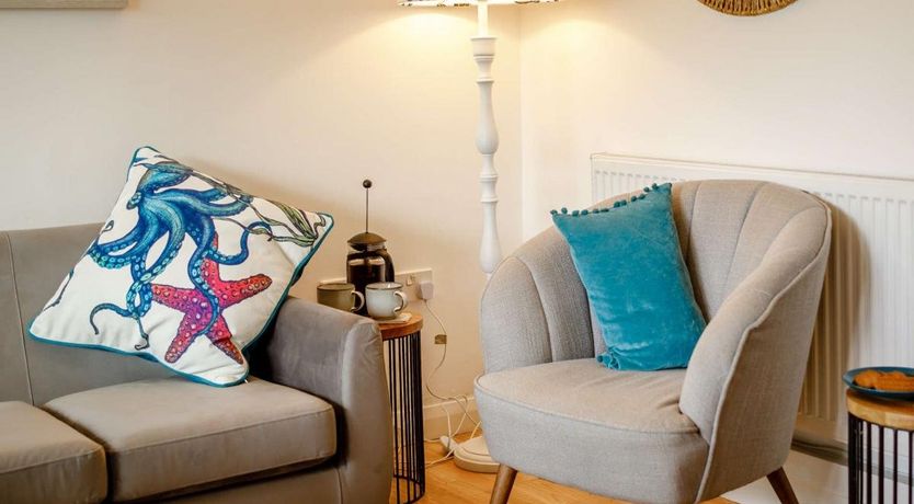 Photo of 2 Bed in Downderry