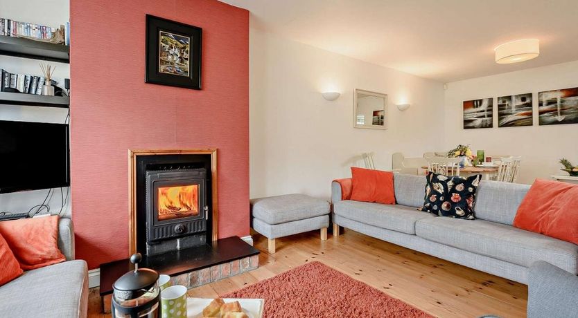 Photo of 3 Bed in Appledore