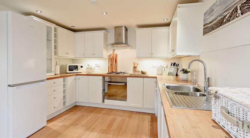 Photo of 3 Bed in Appledore