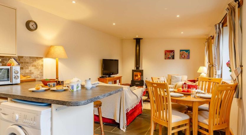 Photo of 2 Bed in Kingsbridge