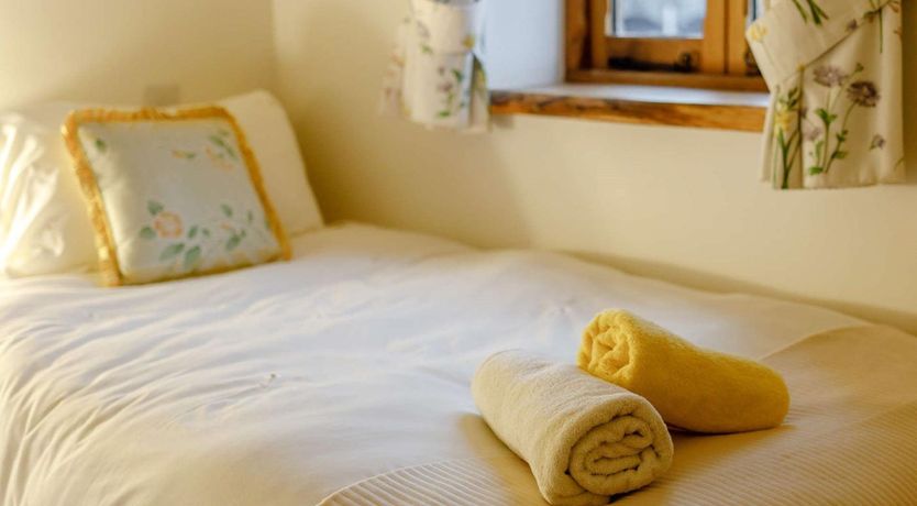 Photo of 2 Bed in Kingsbridge