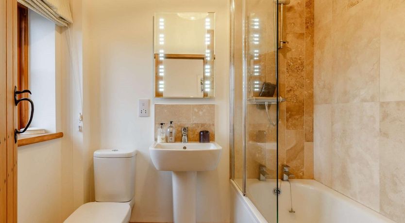 Photo of 2 Bed in Kingsbridge