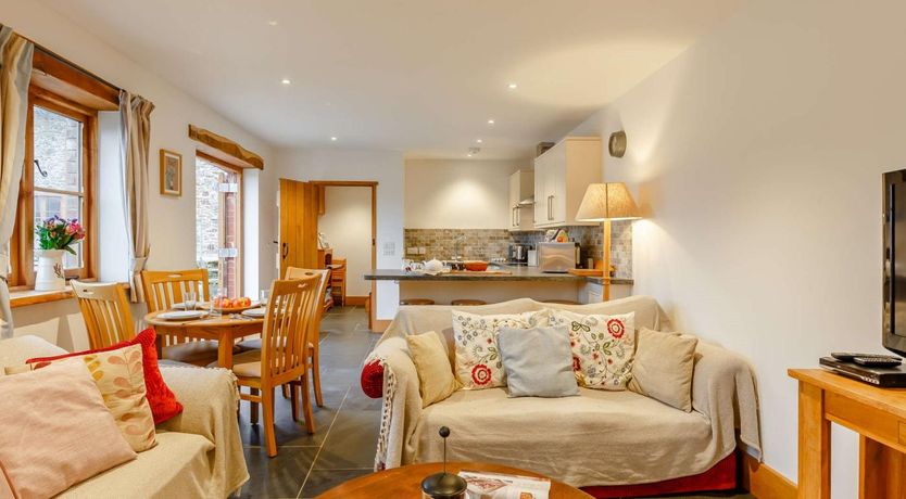 Photo of 2 Bed in Kingsbridge