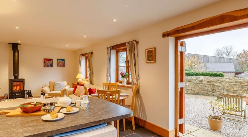 Photo of 2 Bed in Hope Cove