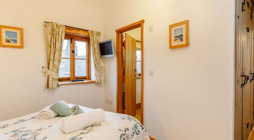 Photo of 2 Bed in Hope Cove