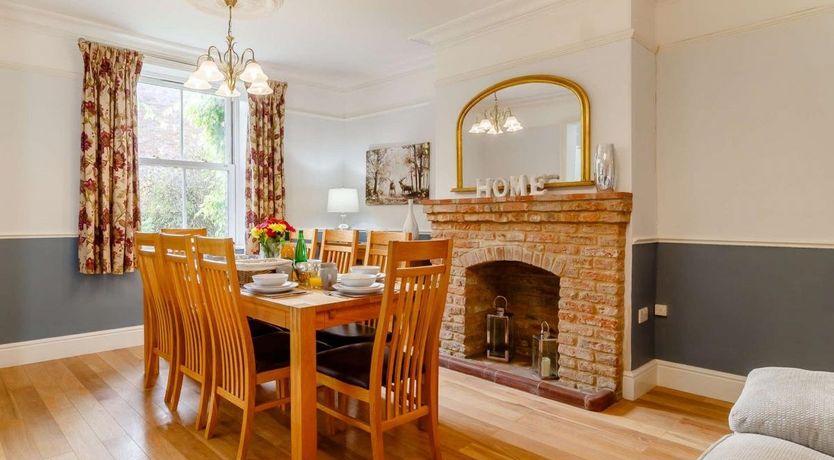 Photo of 5 Bed in Leverington