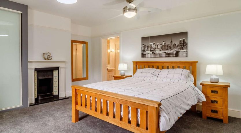 Photo of 5 Bed in Leverington