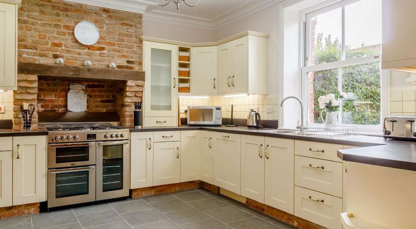 Photo of 5 Bed in Leverington