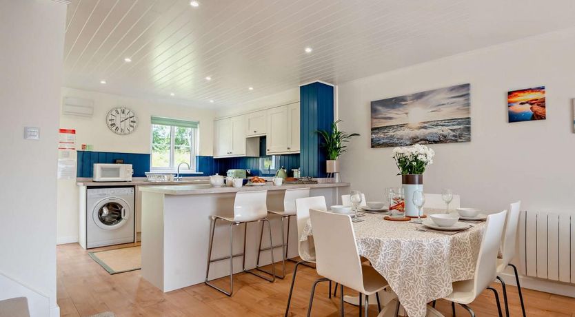 Photo of 3 Bed in South Cerney