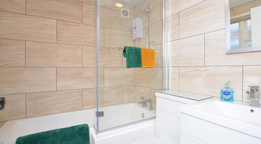 Photo of 2 Bed in Boston