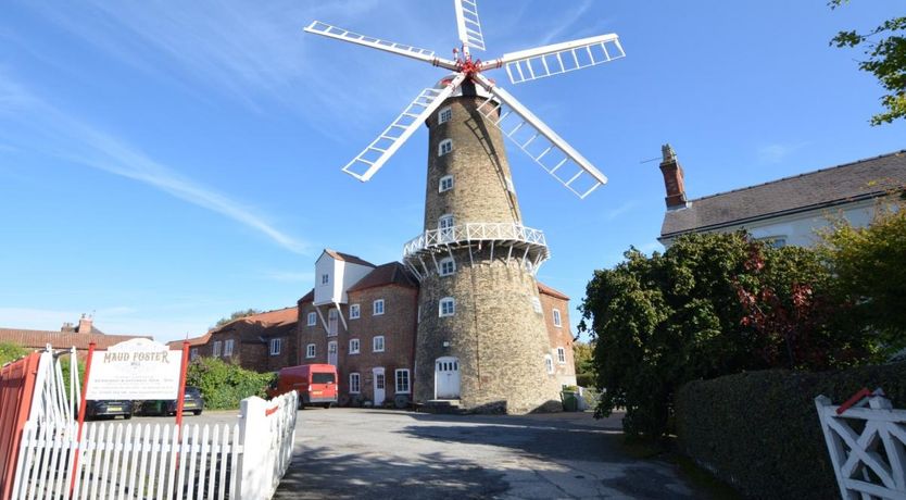 Photo of 2 Bed in Boston