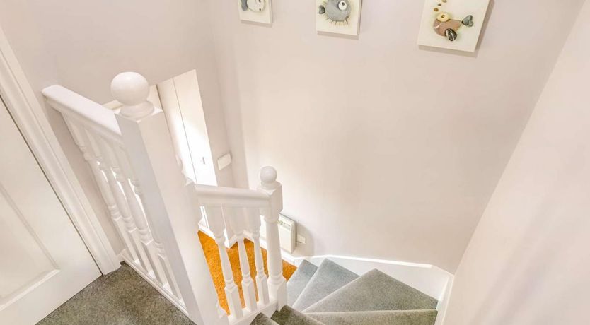 Photo of 1 Bed in Holmbridge