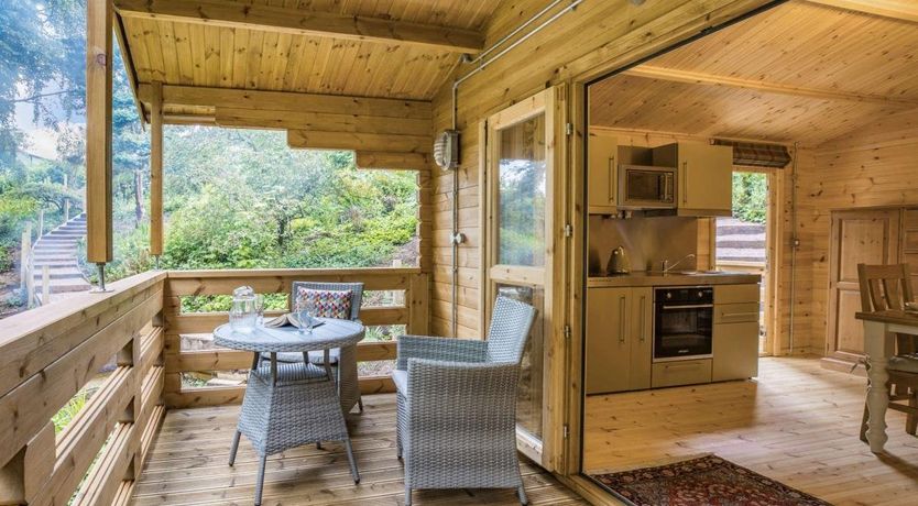 Photo of 1 Bed in Leighton