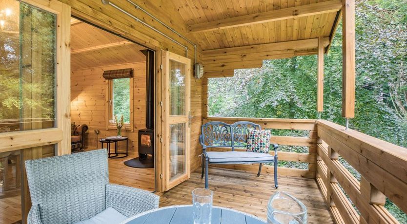 Photo of 1 Bed in Leighton