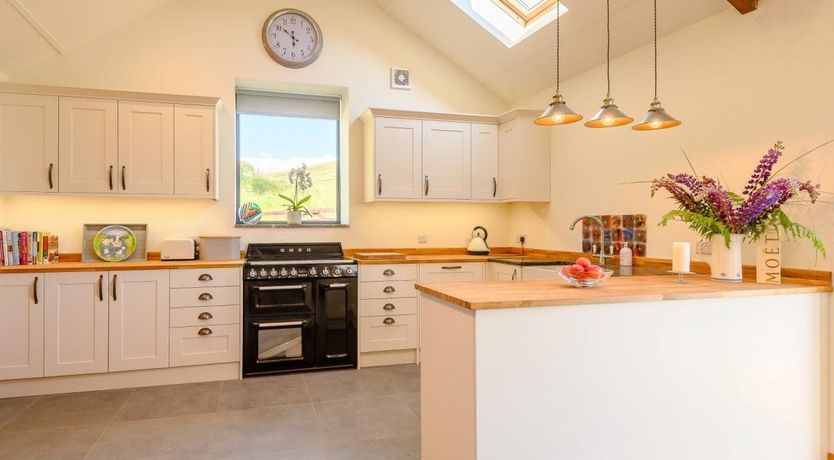 Photo of 3 Bed in Pontardawe