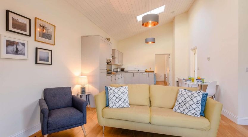 Photo of 2 Bed in Suffield