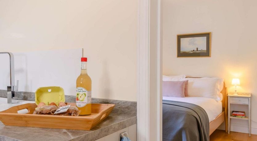 Photo of 2 Bed in Suffield