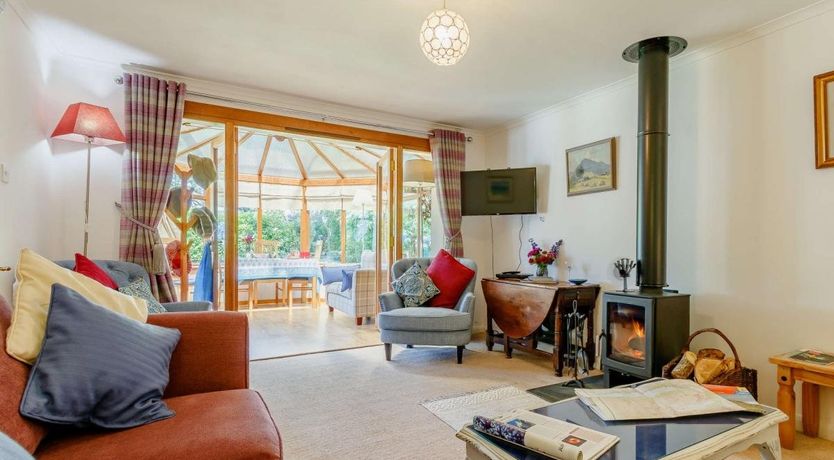 Photo of 3 Bed in Comrie