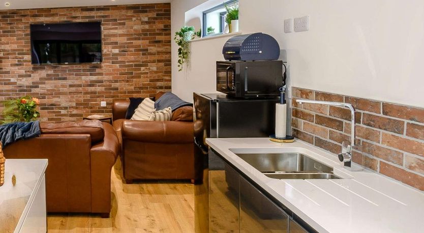 Photo of 2 Bed in Camerton