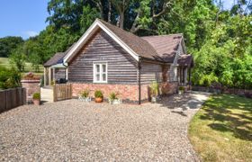 Photo of cottage-in-derbyshire-75