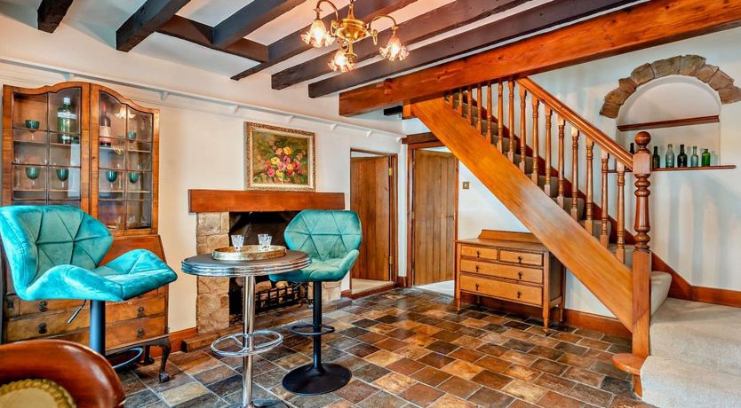 Photo of 3 Bed in Lloc