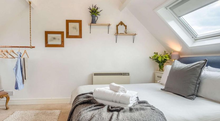 Photo of 4 Bed in Upper Vobster