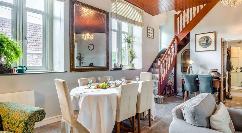 Photo of 4 Bed in Upper Vobster