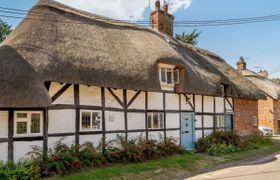 Photo of cottage-in-wiltshire-9