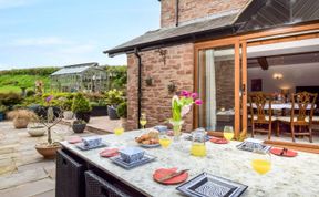 Photo of 2 Bed in Ross-on-wye