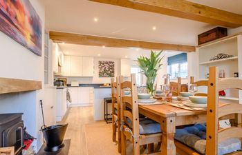 3 Bed in Cheltenham Villa