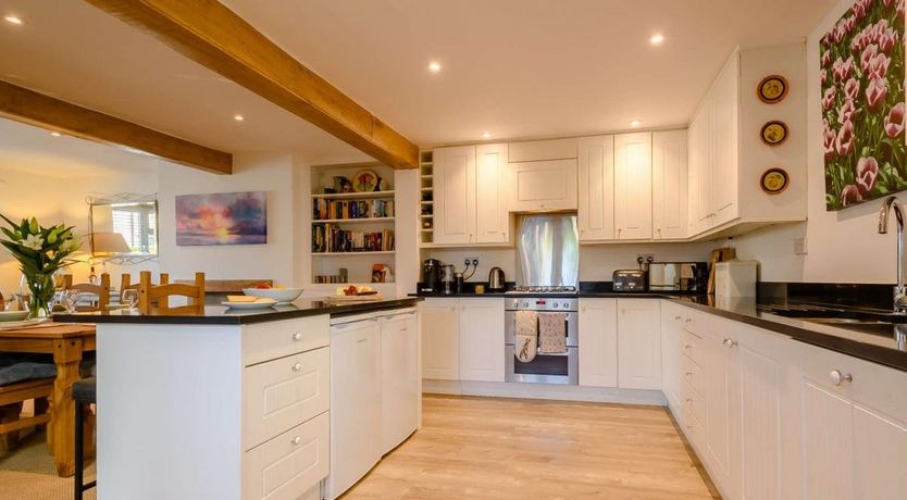 Photo of 3 Bed in Bourton-on-the-Water