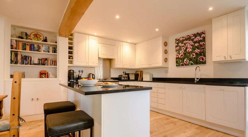 Photo of 3 Bed in Bourton-on-the-Water