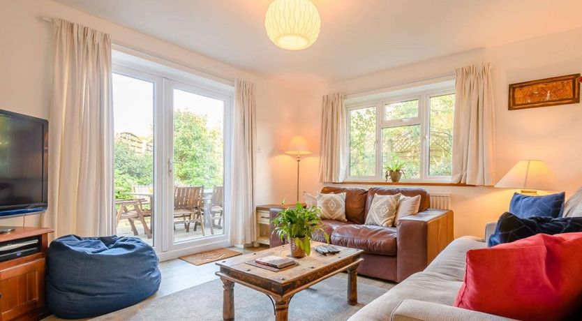 Photo of 3 Bed in Bourton-on-the-Water