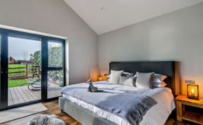 Photo of in Leeds  (89862)