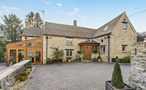 Photo of in Stonesfield (89925)