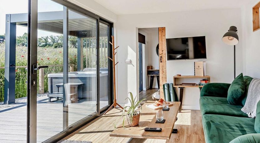 Photo of 1 Bed in Abberley