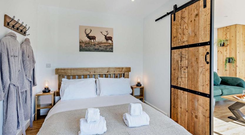 Photo of 1 Bed in Abberley