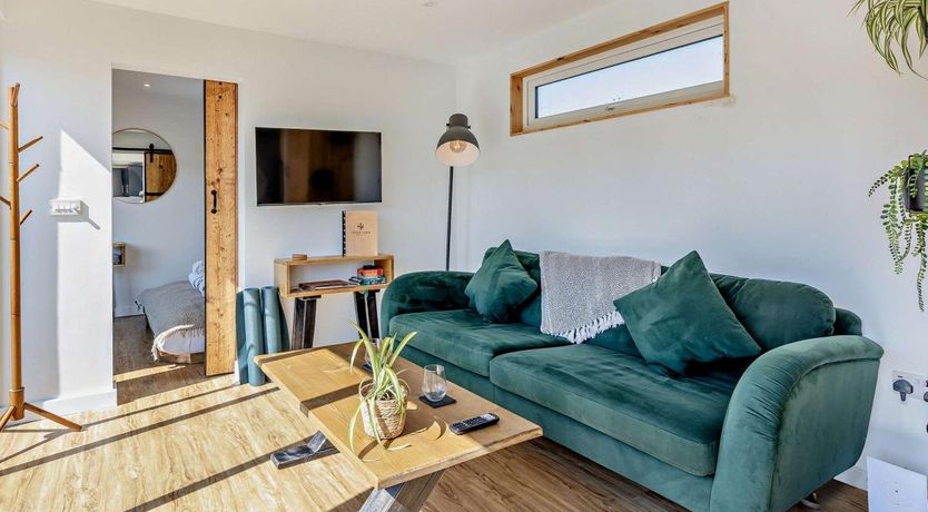 Photo of 1 Bed in Abberley