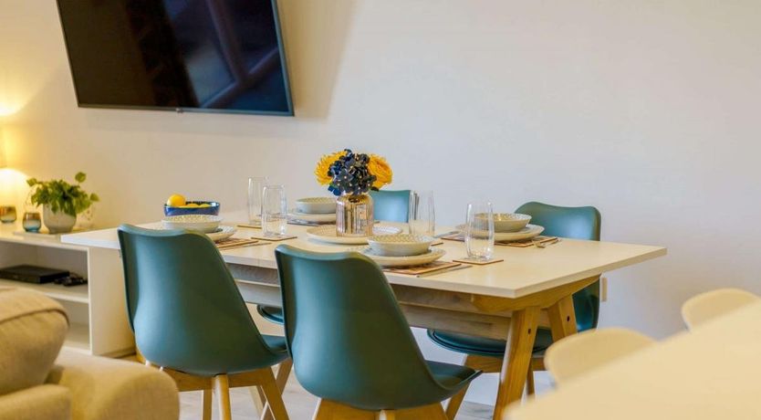 Photo of 2 Bed in Sandown