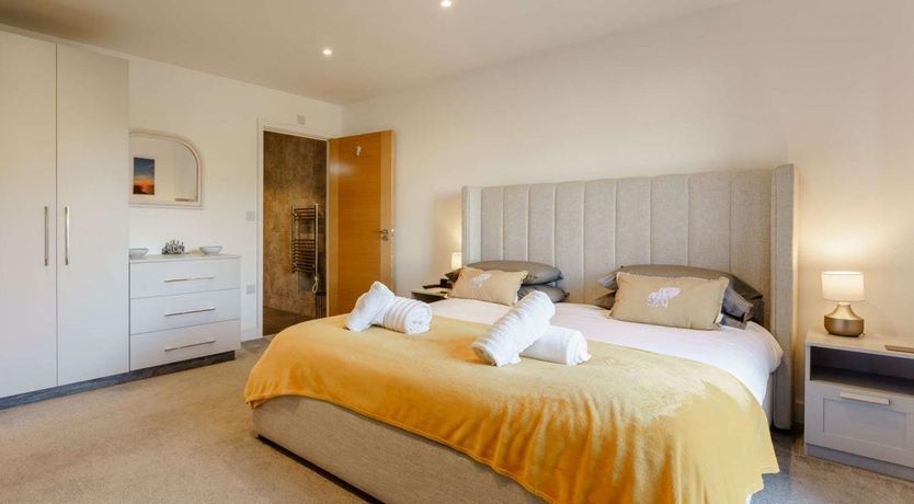 Photo of 2 Bed in Sandown