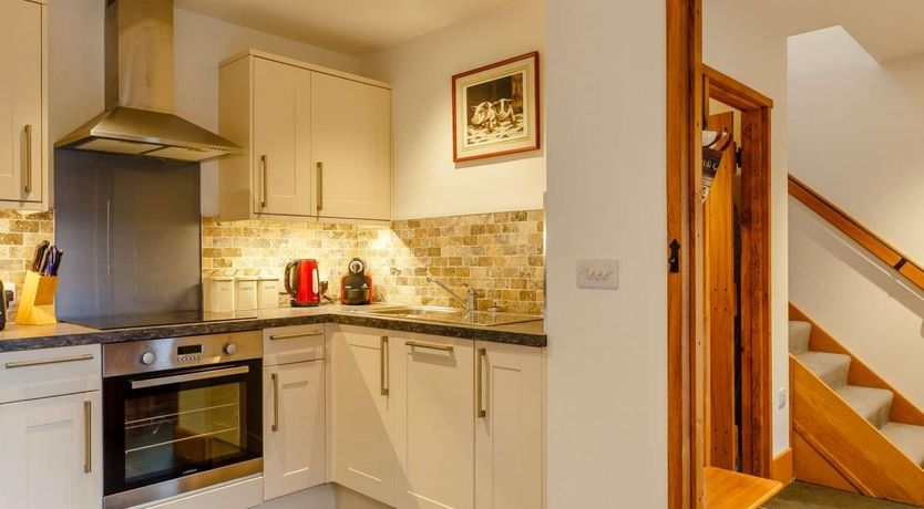 Photo of 2 Bed in Hope Cove