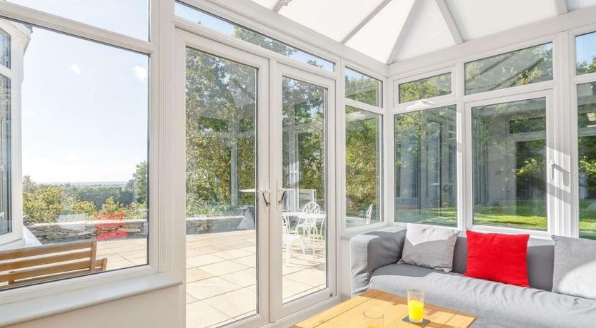 Photo of 2 Bed in Morfa Bychan