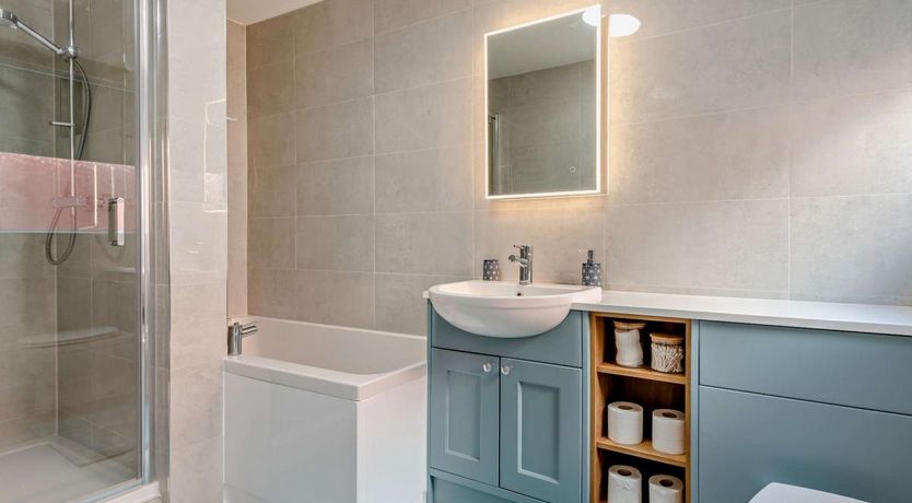 Photo of 2 Bed in Swanage