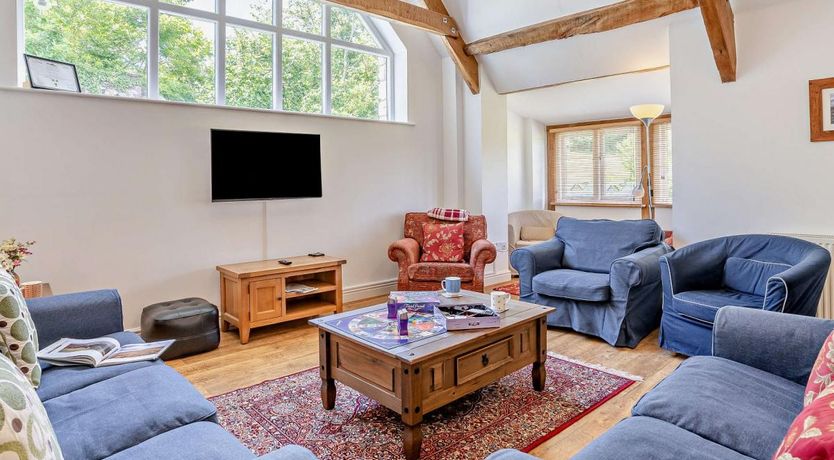 Photo of 4 Bed in Gilwern