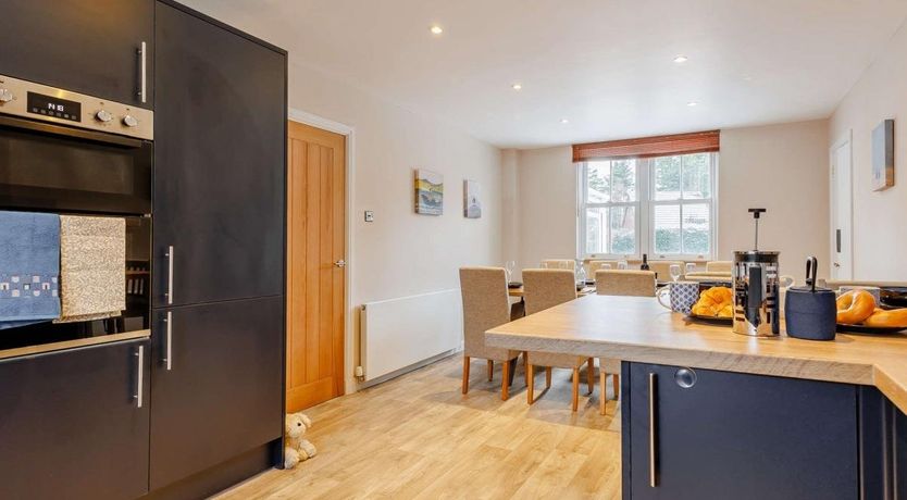 Photo of 4 Bed in Tummel Bridge