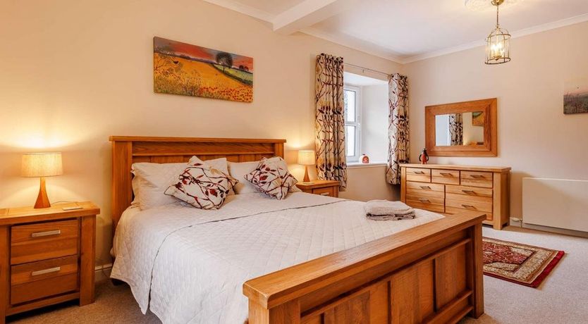 Photo of 4 Bed in Tummel Bridge