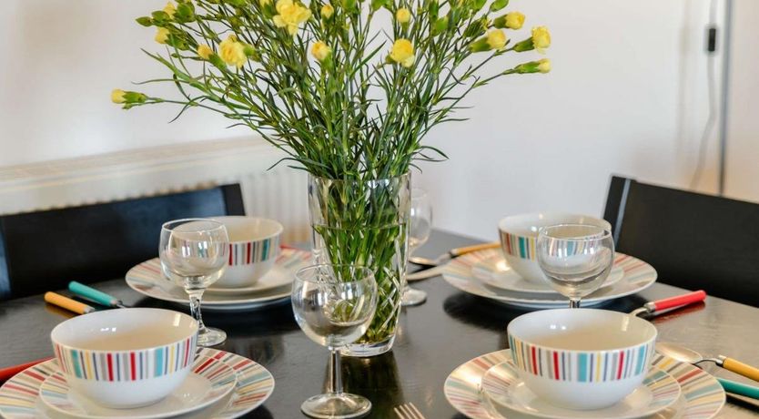 Photo of 2 Bed in Thornicombe