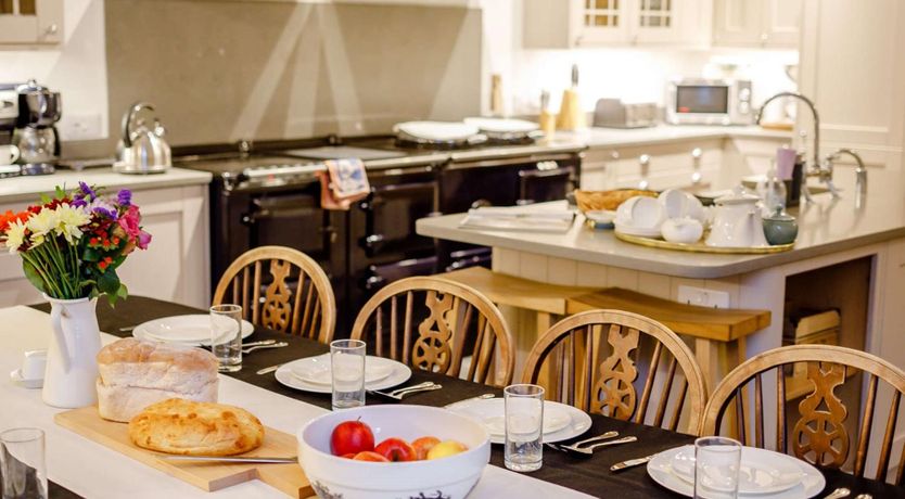 Photo of 4 Bed in Kingsbridge