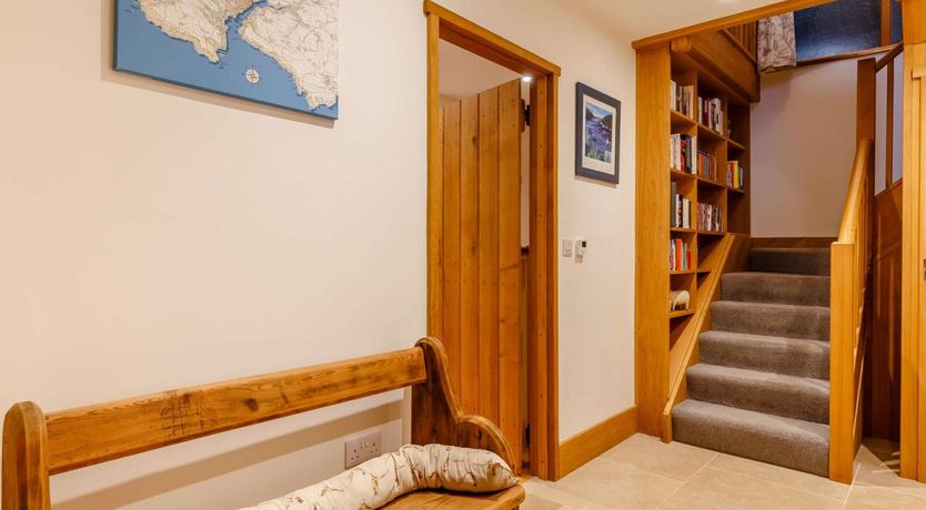 Photo of 4 Bed in Kingsbridge