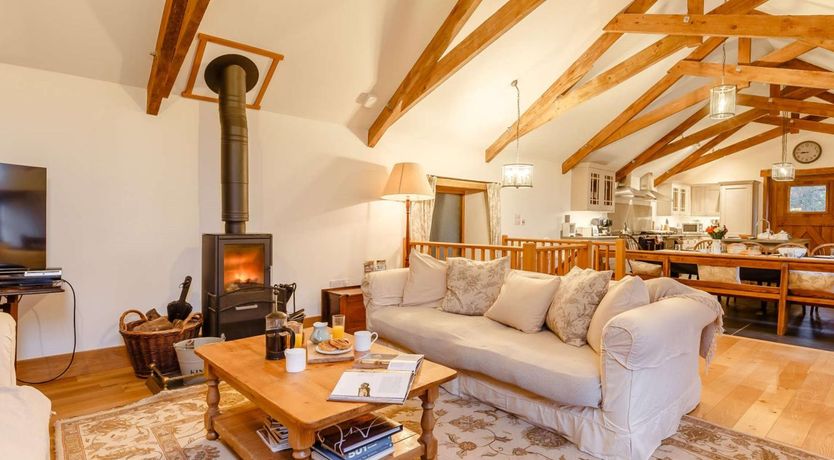 Photo of 4 Bed in Kingsbridge